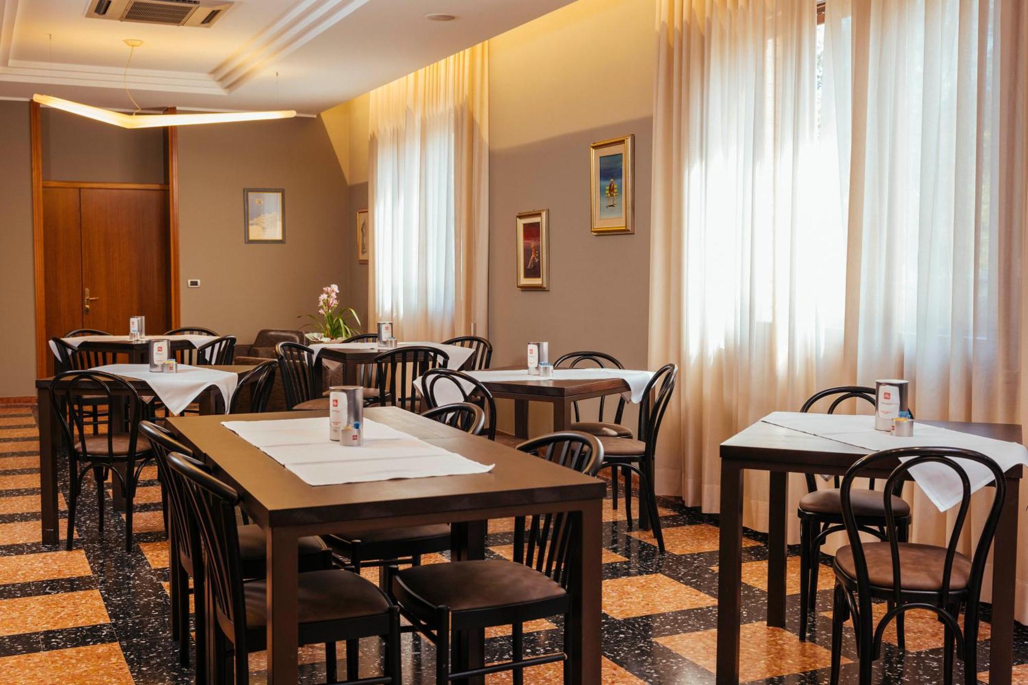 Hotel Palazzo Paradiso Meduna di Livenza Eksteriør bilde